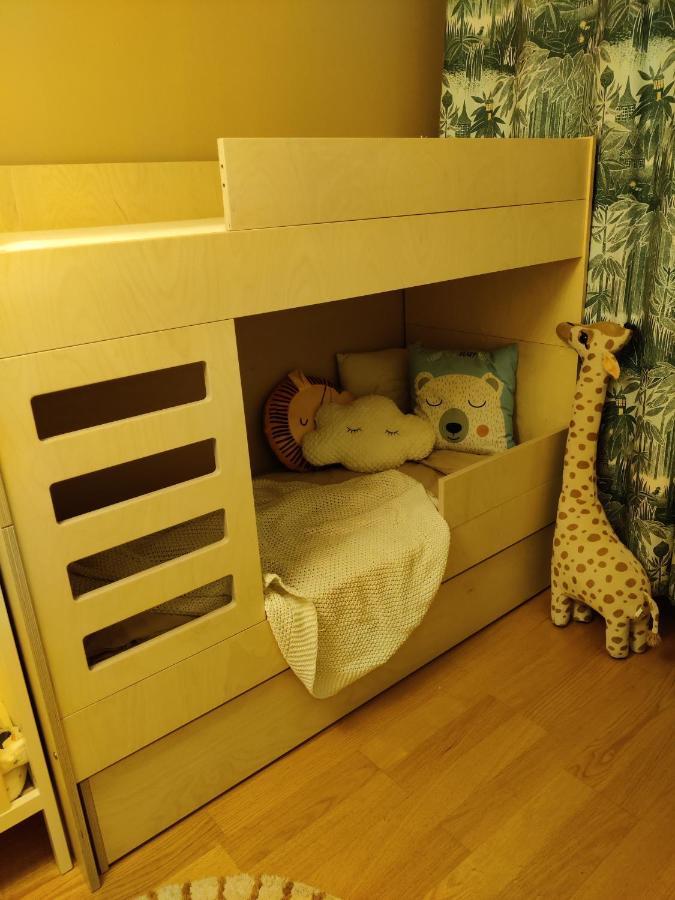 Spacious Family Apartment โรวานิเอมิ ภายนอก รูปภาพ